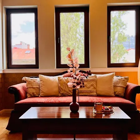 Maison Warmth - Elegant Sunlit 2br Near Piata Victoriei Apartmán *