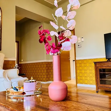 Maison Warmth - Elegant Sunlit 2br Near Piata Victoriei Apartmán *
