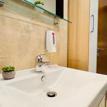 Apartmán Maison Warmth - Elegant Sunlit 2br Near Piata Victoriei