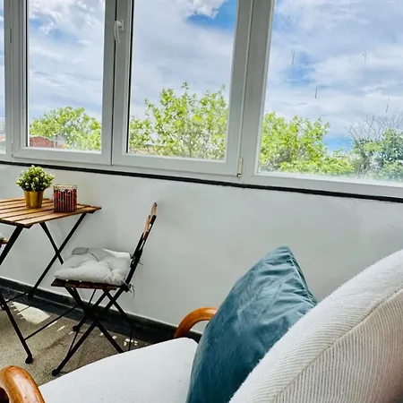 Maison Warmth - Elegant Sunlit 2br Near Piata Victoriei Apartmán *